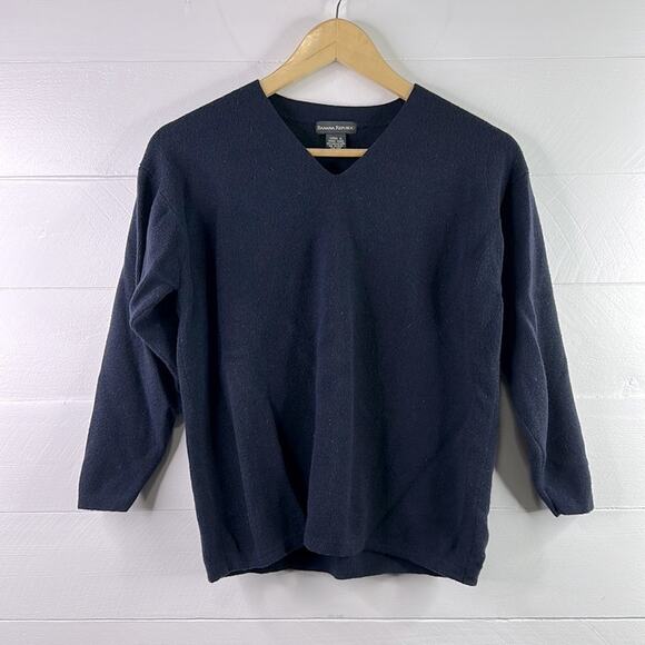 BANANA REPUBLIC Dark Navy Blue V Neck 3/4 Sleeve Merino Wool Sweater Top Size XS - Picture 1 of 11